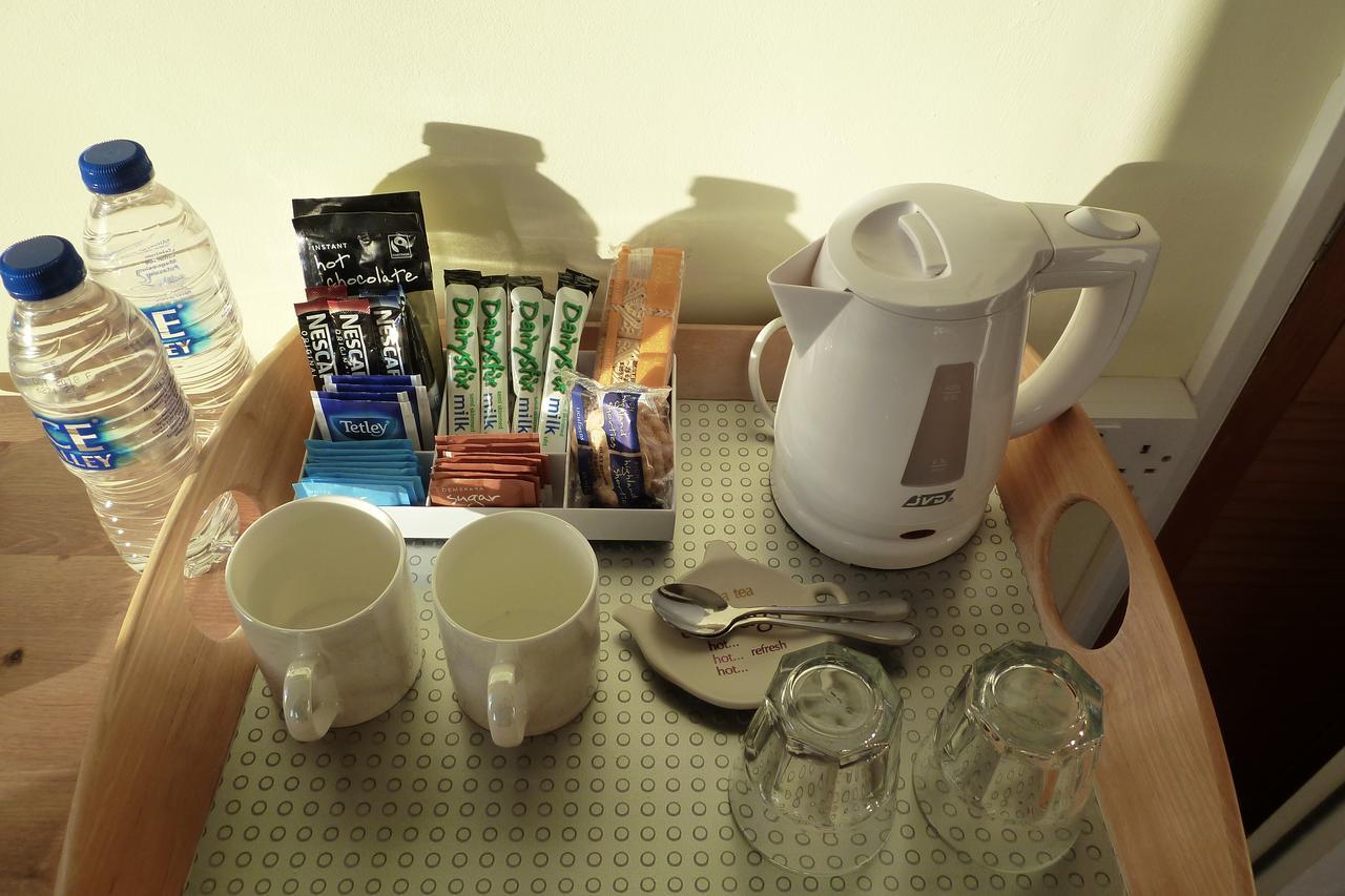 メバギシー Buckingham House Bed & Breakfast エクステリア 写真
